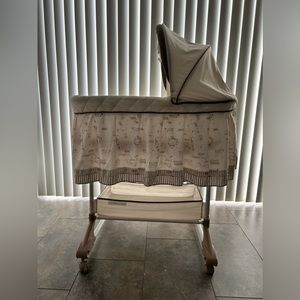 Bassinet for newborn